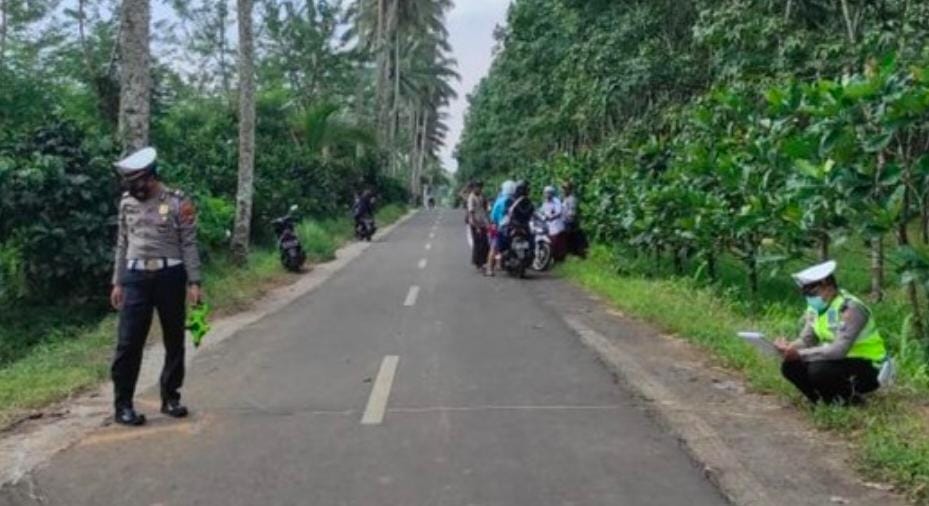 Pasutri Tewas Jadi Korban Pemuda Pakai Motor Ugal Ugalan