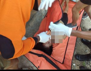 Mahasiswi IKHAC Azizah Korban Ganasnya Ombak Pantai Batu Bengkung Dimakamkan di NTT