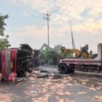 Truk Tersambar KA di Sidoarjo Akibat Nekat Terobos Palang Pintu