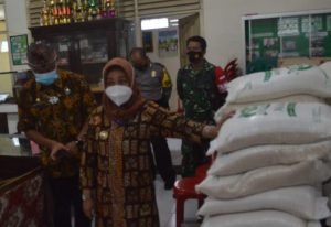 Wali Kota Mojokerto Tinjau Bansos APBD Tahap 1 Dan 2