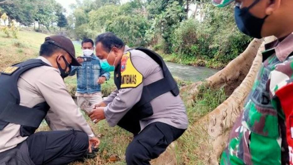 Viral, Pak Polisi Temukan Bondet Saat Cari Tanaman Hias