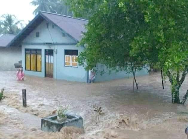 Banjir Sering Landa Desa Pumadada, Warga Minta Pemda Halbar Cepat Beri Penanganan Banjir Sering Landa Desa Pumadada, Warga Minta Pemda Halbar Cepat Beri Penanganan