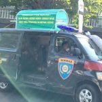 Hadapi PPKM Darurat, Sat Binmas Polres Bojonegoro Taruh Keranda Mayat Diatas Mobil