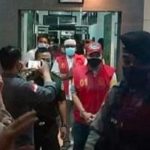 Bupati Nganjuk Novi Rahman Hidayat Mulai Diserahkan Ke Kejari Nganjuk