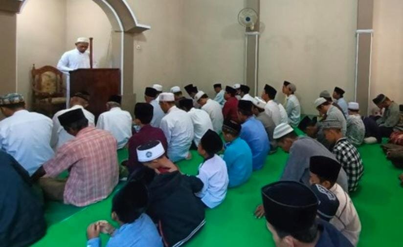 Jemaah Aboge Probolinggo Baru Sholat Idul Adha Hari Ini