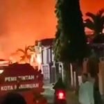 Kebakaran Gudang Mebel, Satu Rumah dan Satu Mobil Jadi Abu