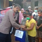 Menyikapi Dampak PPKM darurat Polda Malut Imbangi Dengan Bagikan Ratusan Sembako Kepada Warga