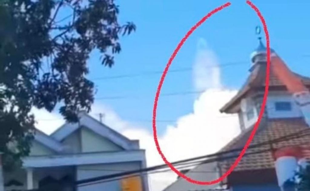 Video Awan Mirip Manusia Viral di Medsos Akhirnya BMKG Buka Suara