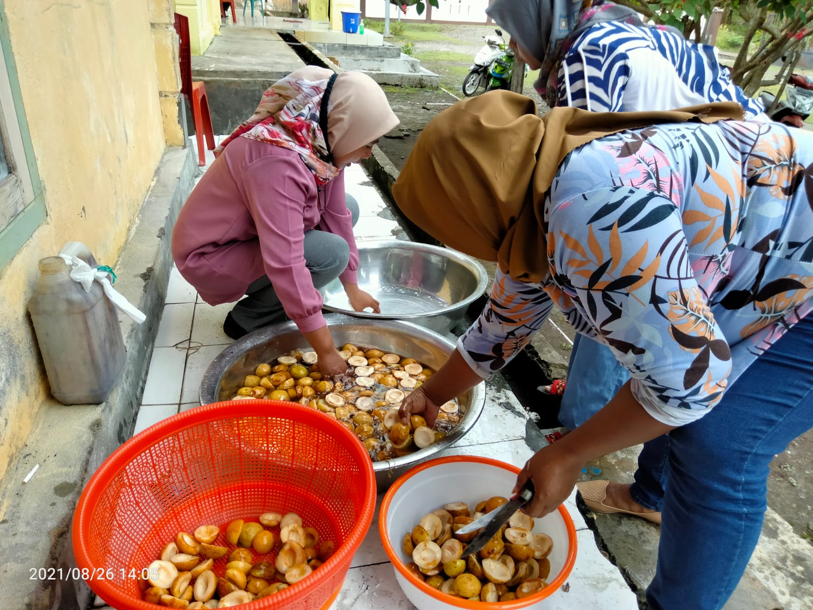 Melalui Dana Aspirasi, Fadila Mahmud Gelar Pelatihan UMKM Di Kecamatan Pulau Makian Dan Kecamatan Makian Barat