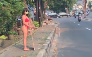 Dinar Candy Pakai Bikini, Protes Kebijakan Pemerintah Soal PPKM