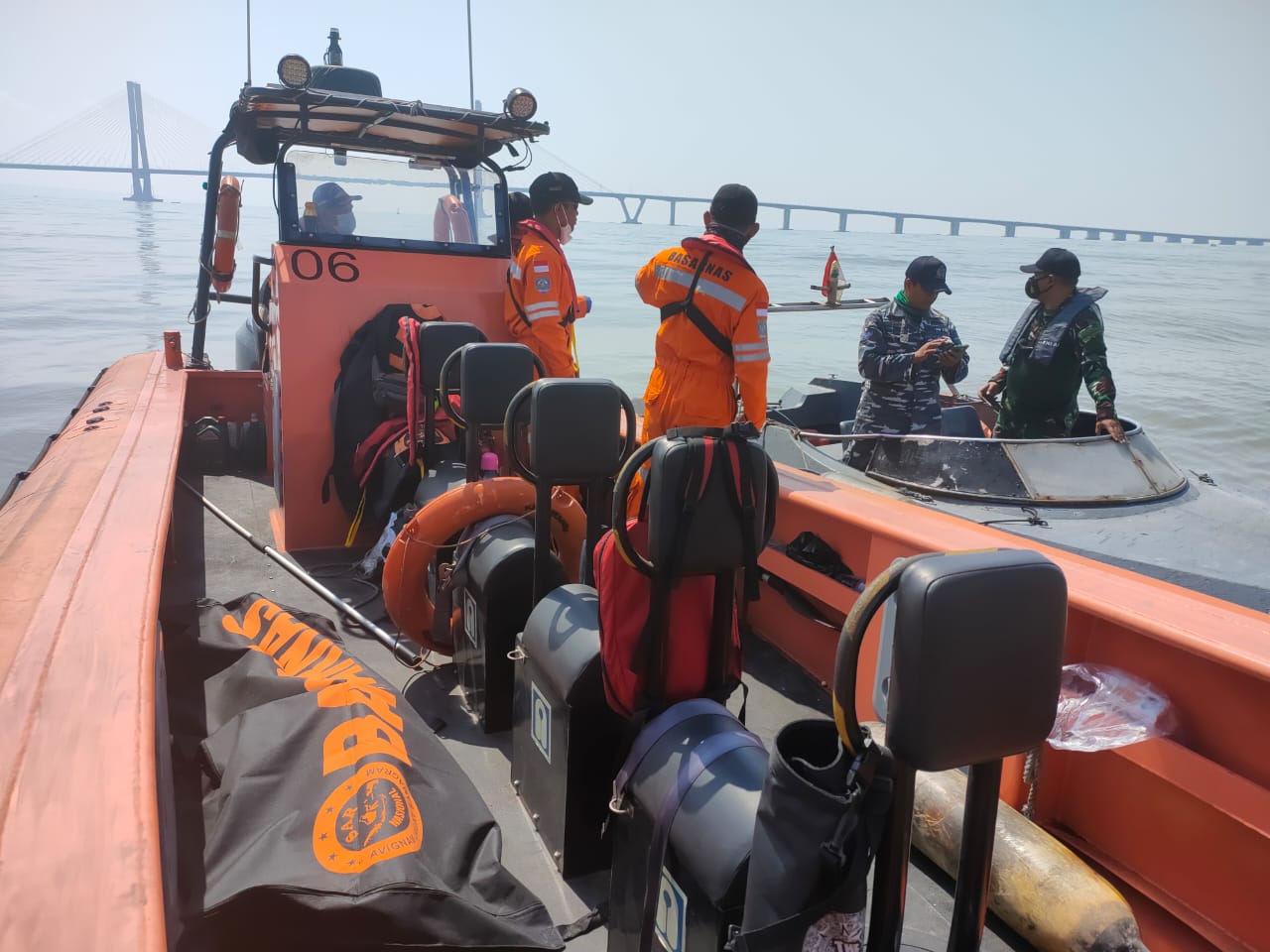 Pemotor Bunuhdiri di Jembatan Suramadu