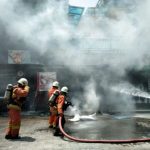 Kontainer Gogo Fried Chicken Cafe Prajurit Kebakaran