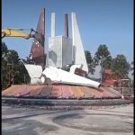 Sejarah Tugu Kaca Pengilon Alun Alun Kota Mojokerto 