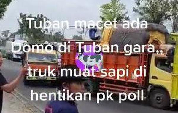 Viral, Para Sopir Truk Luruk Pos Polisi di Tuban Karena Ditilang