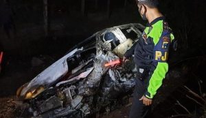 Kecelakaan Beruntun Di Tol Malang Satu Orang Tewas Satu Mobil Masuk Jurang