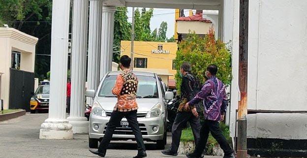 Penyidik KPK, Pejabat Pemkab Probolinggo