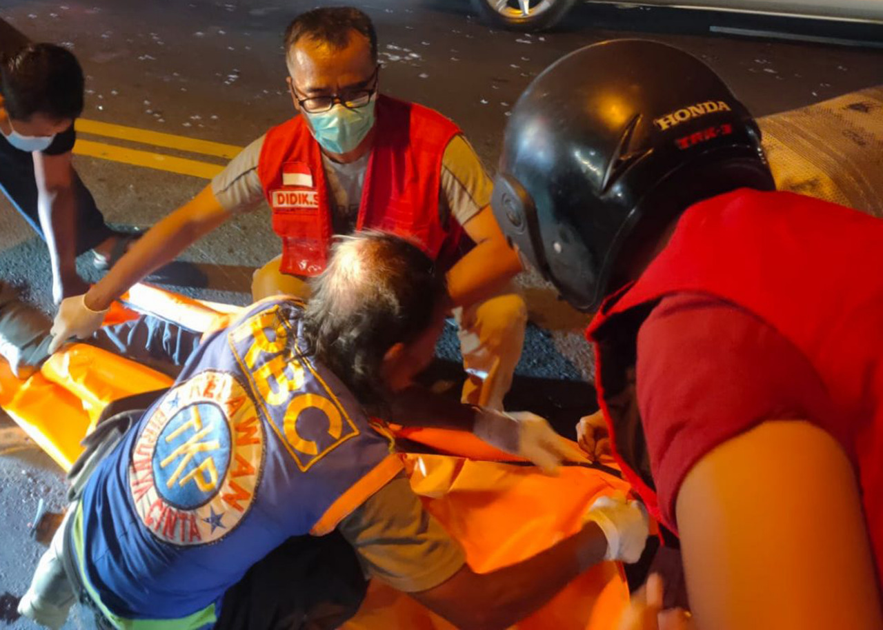 kecelakaan, kecelakaan gayaman, kecelakaan mojokerto, pemotor tewas