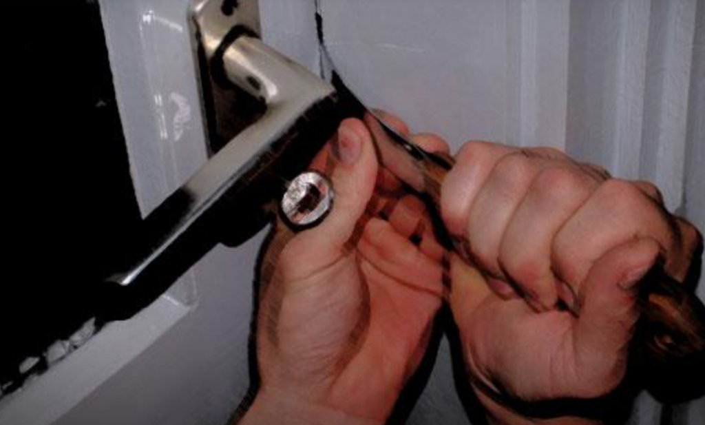 Pelaku Pembobolan SDN Sidogembul Lamongan Diamankan