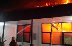 Gedung Komplek Kantor PUPR Surabaya Kebakaran
