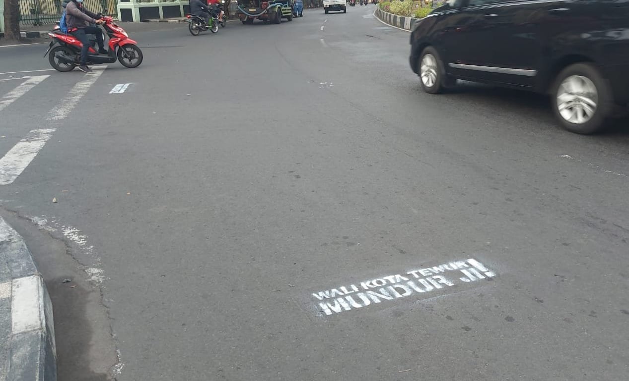 Wali Kota Malang, Vandalisme, Wali Kota Tewur