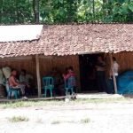 Guru Di kandang Kambing, Ngawi 