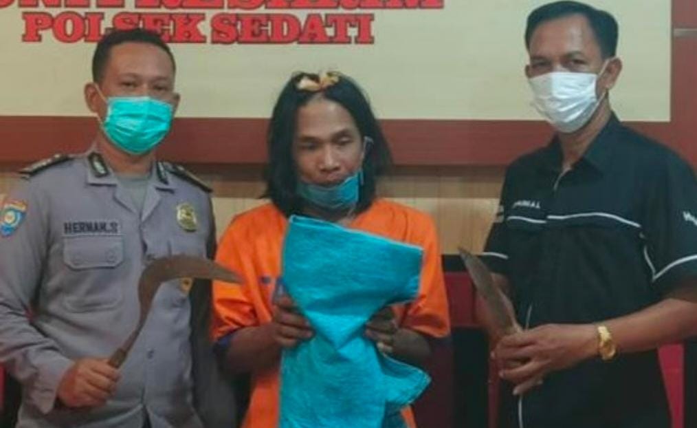 Jambret Sidoarjo, Curi Kambing