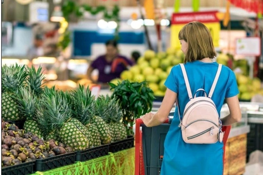 Gaji Pas-pasan? 7 Tips Hemat Belanja Bulanan  