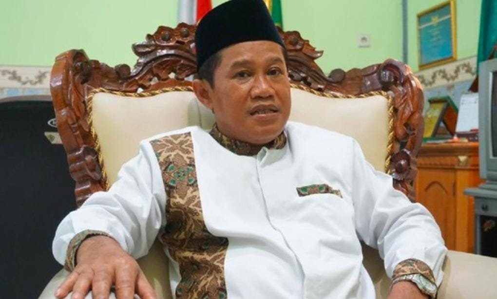 Ponpes Darul Muttaqin Mojokerto, Kyai Cabul,