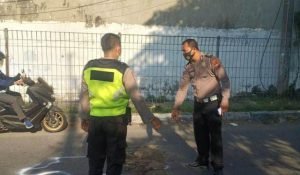 Tersangkut Truk, Pengendara Motor Dengan Kecepatan Tinggi Tewas di Jalan Raya Panjunan