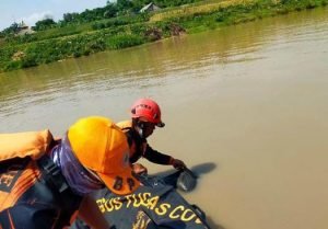 Tim SAR, Korban Perahu Tenggelam, Bengawan Solo