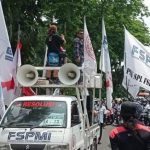 UMP Buruh Murah, FSPMI Demo, Grahadi Surabaya