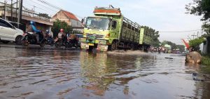 7 Titik Di Jalur Pantura Pasuruan Rawan Banjir, Pengendara Diminta Waspada