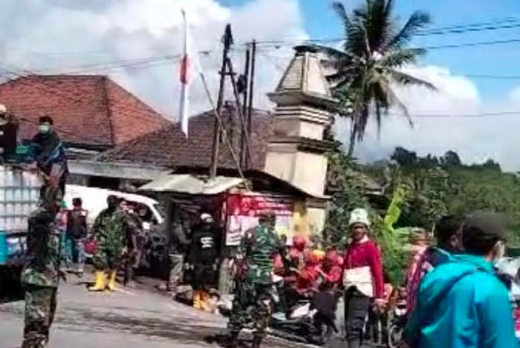 Semeru Kembali Erupsi, Warga Di Tiga Dusun Dievakuasi
