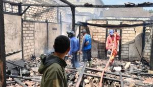 Kebakaran Rumah di Tuban, Motor dan Uang Rp 25 Juta Jadi Abu 