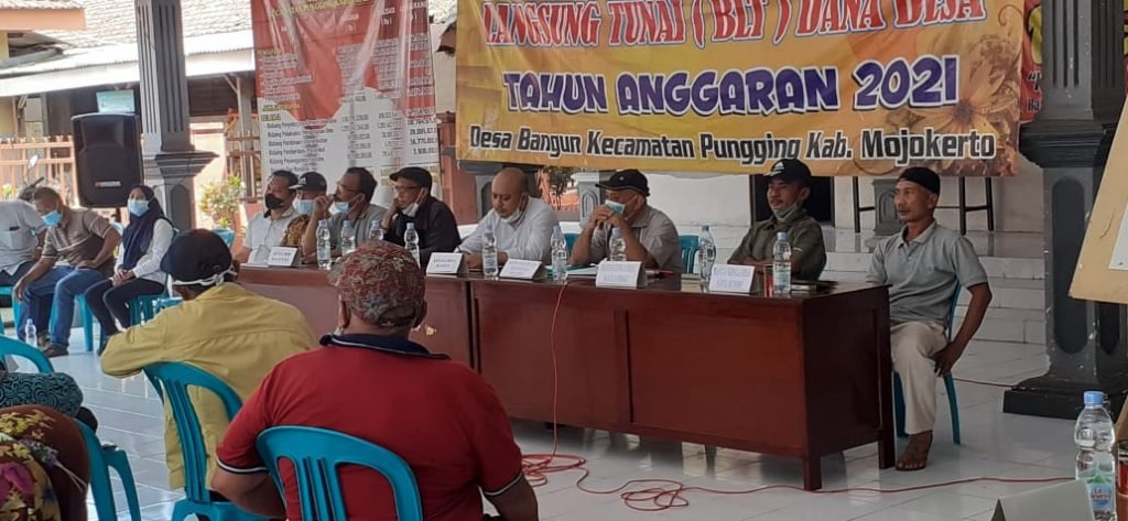 Mencurigakan, Buku Kretek Desa Bangun Hilang, Puluhan Warga Bangun Geruduk Kantor Desa