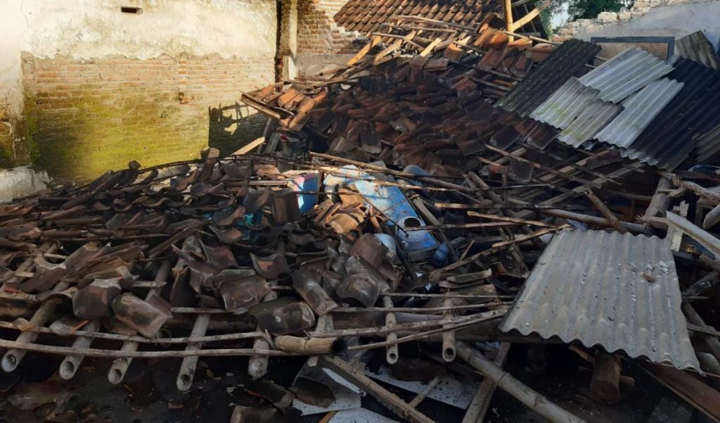 Update Terkini,  Empat Orang Harus Mendapatkan Perawatan Medis Akibat Gempa Jember