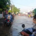 Awas ! Jalur Pantura Pasuruan Terendam Banjir