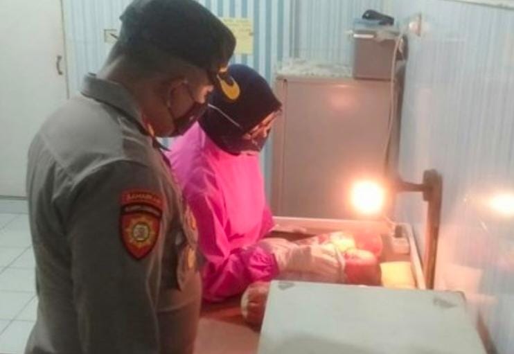 Penemuan Bayi Dalam Kresek Gegerkan Warga Semampir 