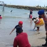 Tahun Baru, Pantai Delegan Gresik Dijaga Ketat Petugas