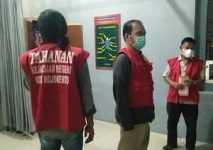 Terlibat Kredit Fiktif, Pejabat Bank Jatim Dan Swasta Jadi Tahanan Kejaksaan Kota Mojokerto