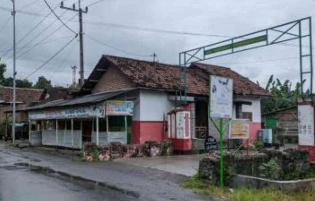 Orderan Palsu Karangan Bunga Hingga Batu Nisan Hantui Keluarga di Jatirejo