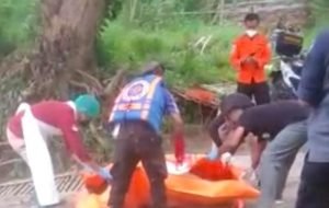 Pedagang Bawang Tercebur Ke Sungai Avur Jombang Ditemukan Tewas