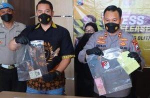 Jual Beli Pupuk Subsidi, Dua Pria di Blitar Diamankan Polisi