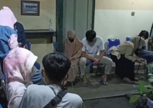 Kena Razia Satpol PP, Pasangan Mesum di Tulungagung Gelagapan