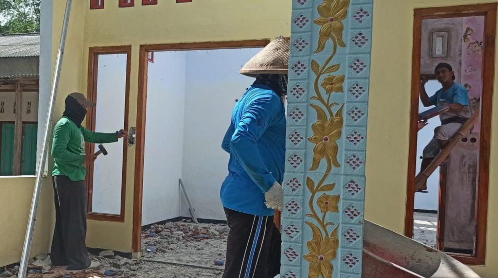 ‘Orang Ketiga’ Diduga Jadi Penyebab Pembongkaran Rumah di Ponorogo