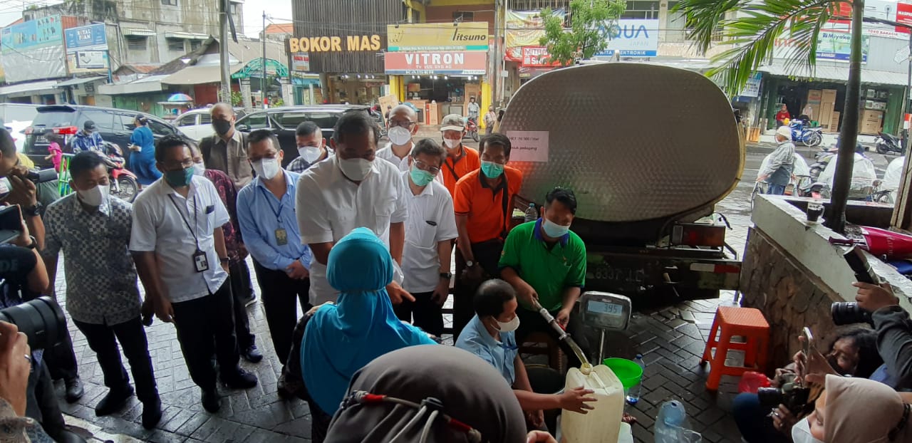 Kembali Sidak ke Pasar dan Distributor, Mendag: Distribusi Harus Cepat dan Masif
