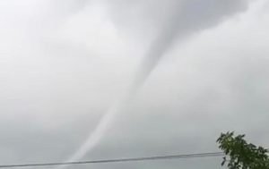 Video Awan Berekor di Tulungagung Gemparkan Netizen