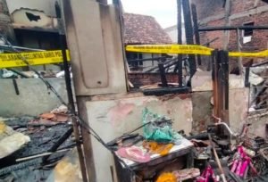Gara Gara Elpiji Bocor, Dua Rumah di Surabaya Ludes Terbakar