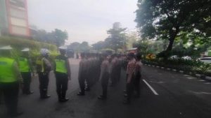 Demo Odol, Ribuan Truk Padati Wilayah Surabaya