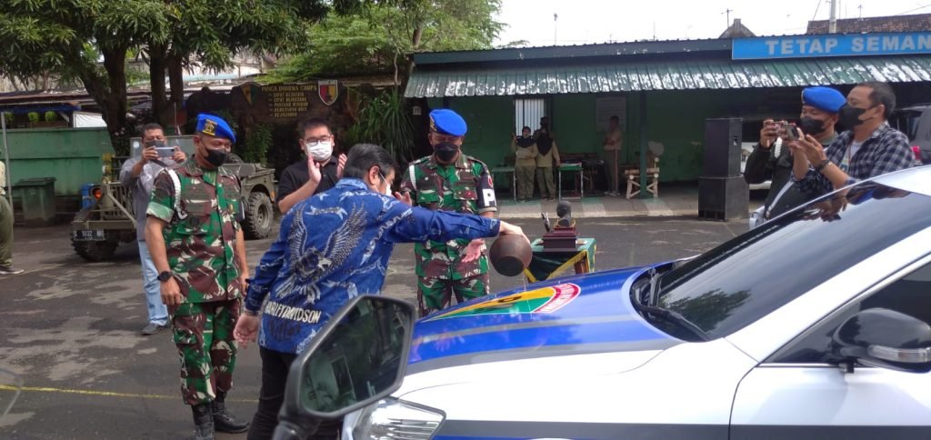 PT Kitoshindo Serahkan Bantuan Kendaraan Patwal ke Denpom V/2 Mojokerto